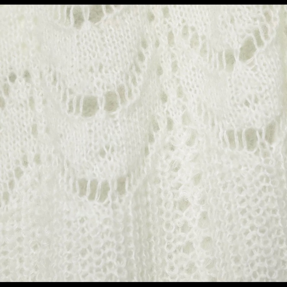 🎁 Ivory Pointelle Open Knit Sweater🎁 - Picture 4 of 5